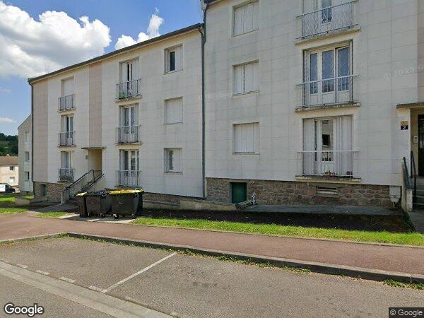 UNE MAISON D'HABITATION