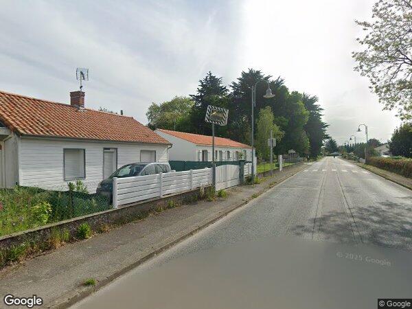 UNE MAISON D'HABITATION