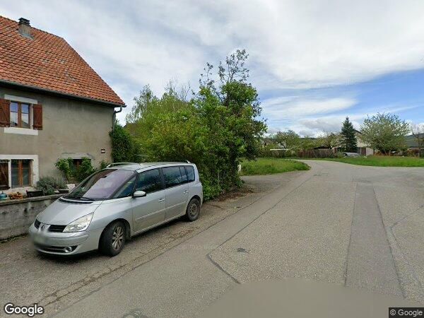 UN LOT UNE ANCIENNE FERME RENOVÉE A USAGE D'HABITATION