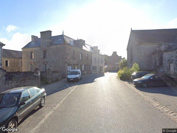 UNE MAISON À USAGE D’HABITATION