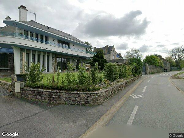 UN ENSEMBLE IMMOBILIER