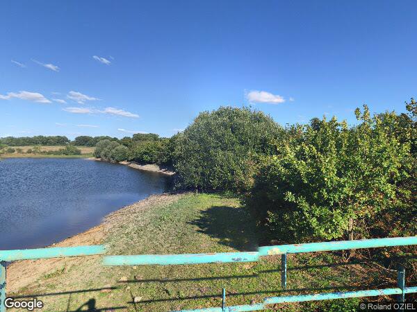 UN ENSEMBLE IMMOBILIER