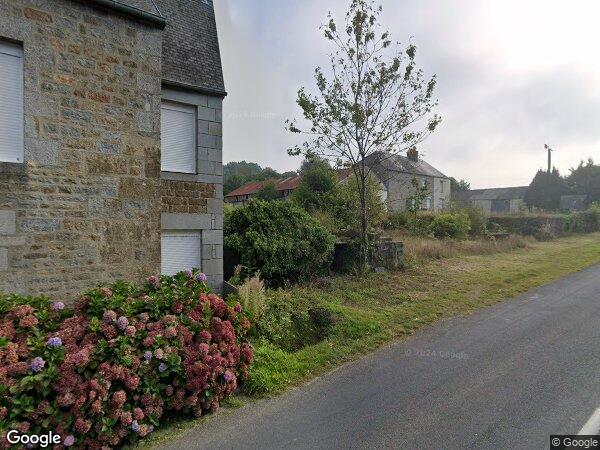 UNE MAISON D'HABITATION