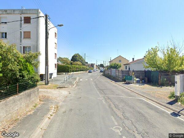 UN APPARTEMENT DE TYPE T4