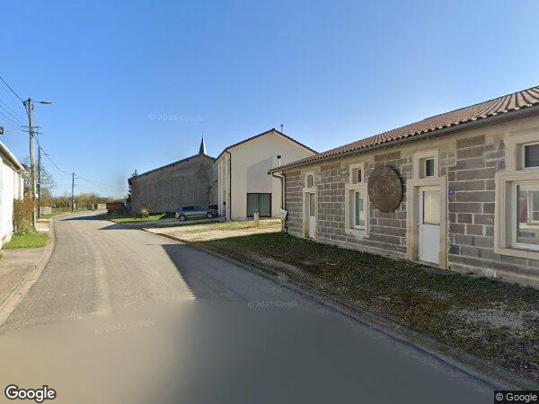 UN BÂTIMENT À USAGE ARTISANAL