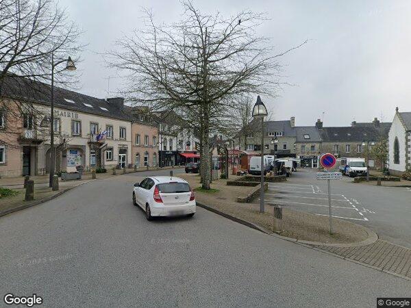 UNE LONGÈRE ET 4 HANGARS