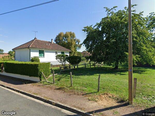 UNE MAISON D'HABITATION