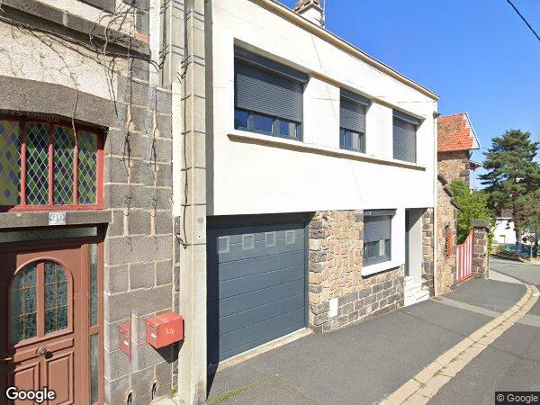 UN APPARTEMENT DE TYPE F2