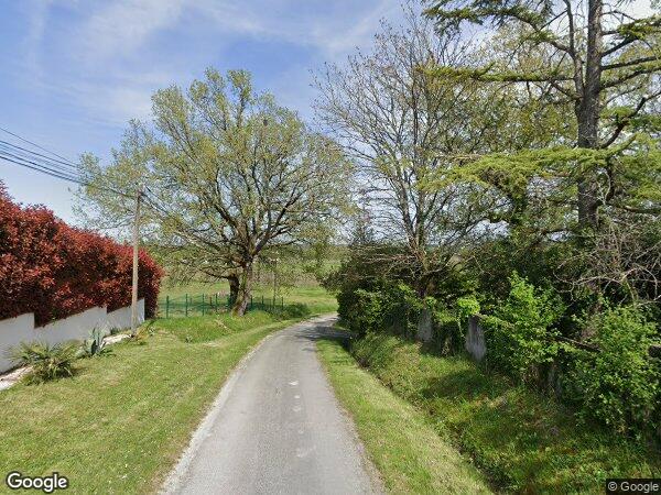 UNE MAISON A USAGE D’HABITATION