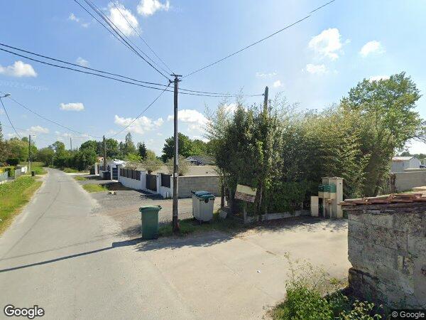 UNE MAISON D'HABITATION