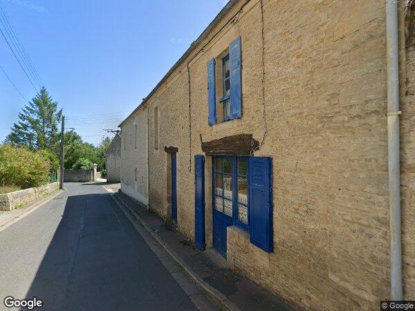 UNE MAISON D'HABITATION