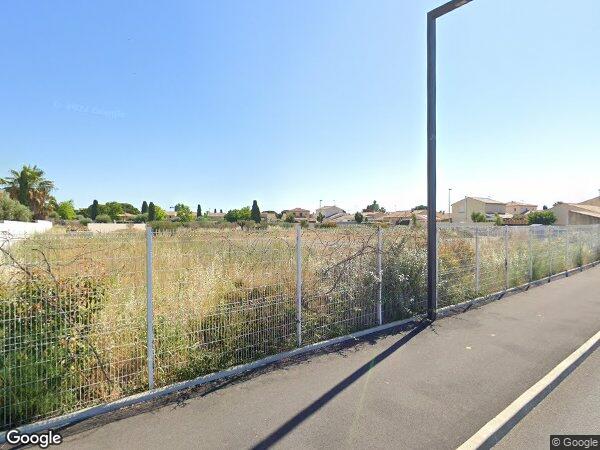 UNE PARCELLE DE TERRE