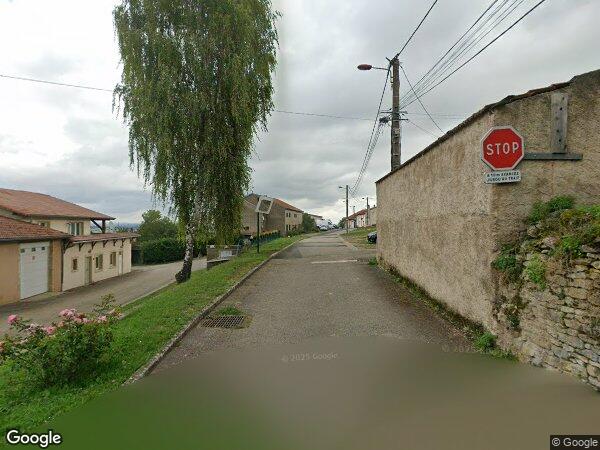 UNE MAISON D'HABITATION