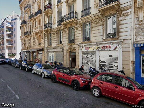 UN APPARTEMENT ET UNE CAVE