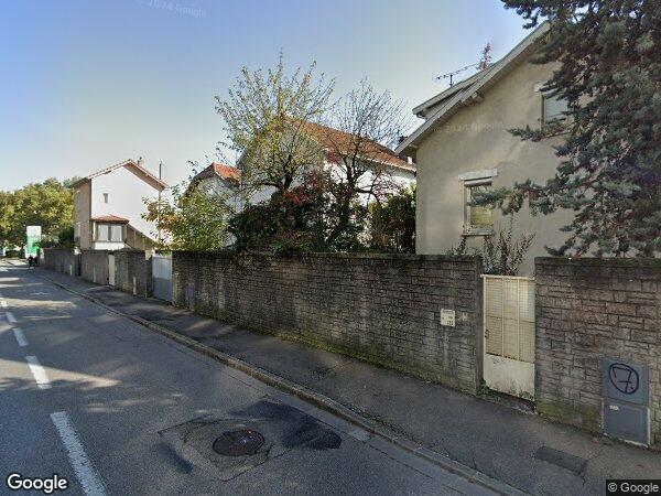 UN ENSEMBLE IMMOBILIER