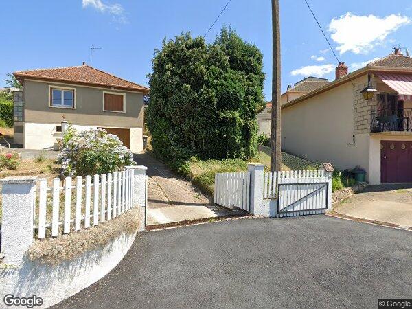 UNE PARCELLE DE TERRAIN