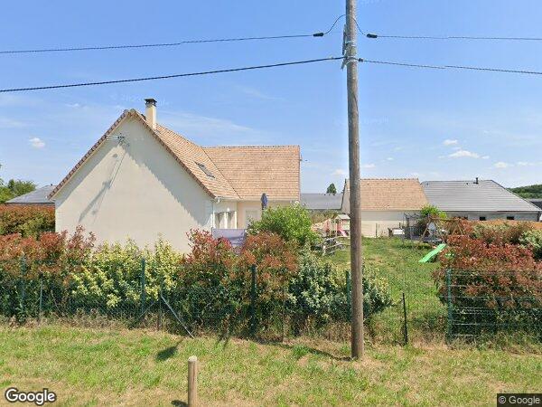 UNE MAISON D'HABITATION