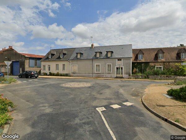 UNE MAISON D'HABITATION