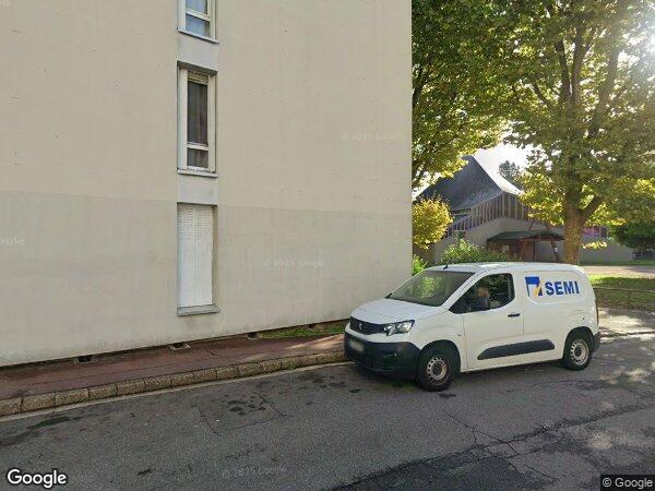 UN APPARTEMENT AVEC CAVE