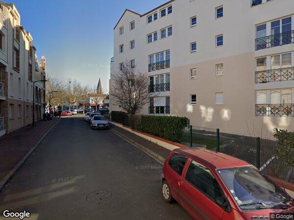 UN APPARTEMENT ET UN PARKING