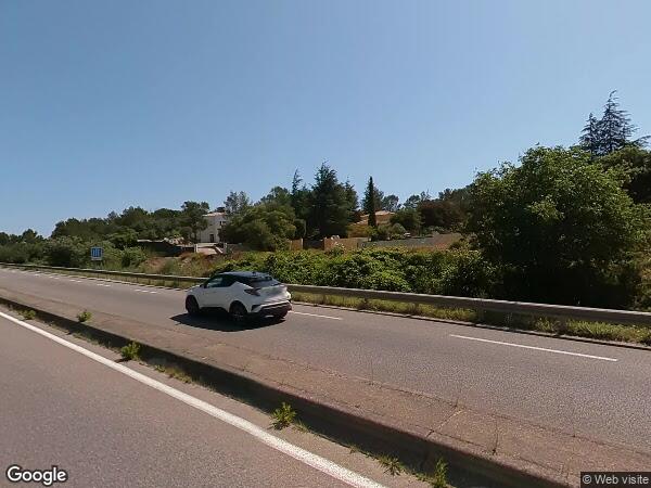 UN IMMEUBLE À USAGE PROFESSIONNEL ET D'HABITATION