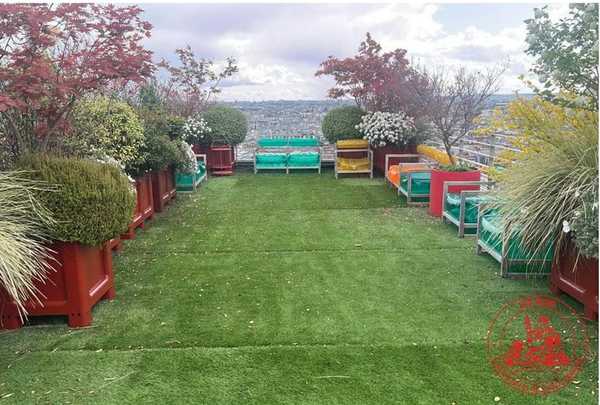 UN APPARTEMENT EN DUPLEX