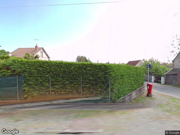 UNE MAISON D'HABITATION