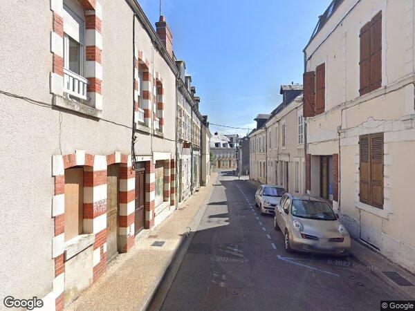 DES LOCAUX COMMERCIAUX T D'HABITATION