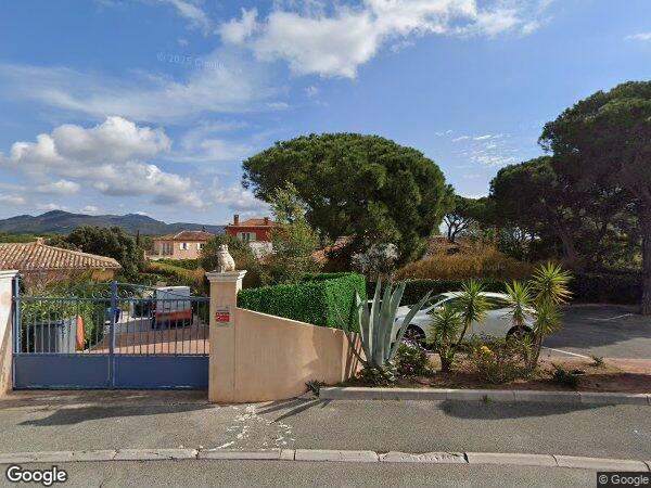 UNE MAISON DE VILLE ACCOLÉE