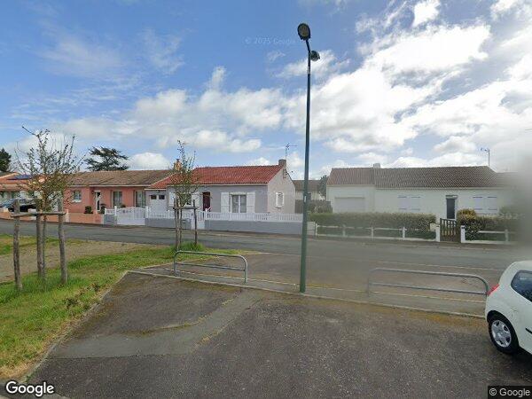 UNE MAISON D'HABITATION