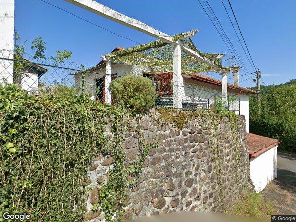 UNE MAISON D'HABITATION