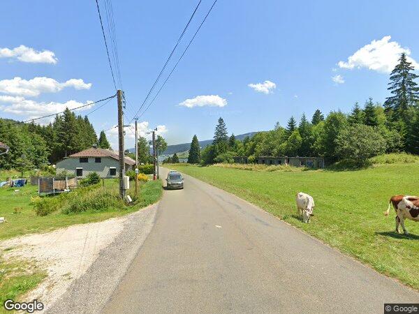 UNE MAISON D'HABITATION