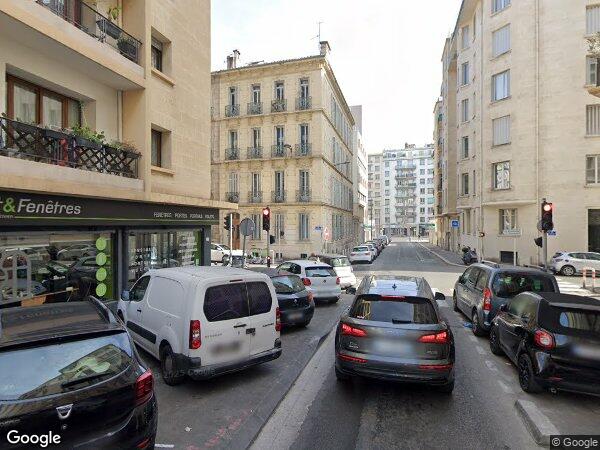 UN APPARTEMENT DE TYPE 4 ET UNE CAVE