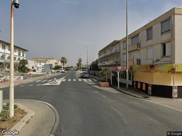 UN STUDIO AVEC JARDIN