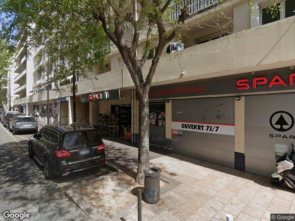 UN APPARTEMENT ET UNE CAVE