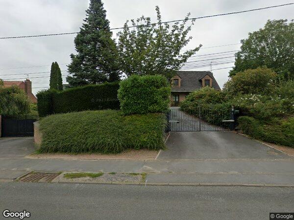 DEUX MAISONS À USAGE D'HABITATIONS