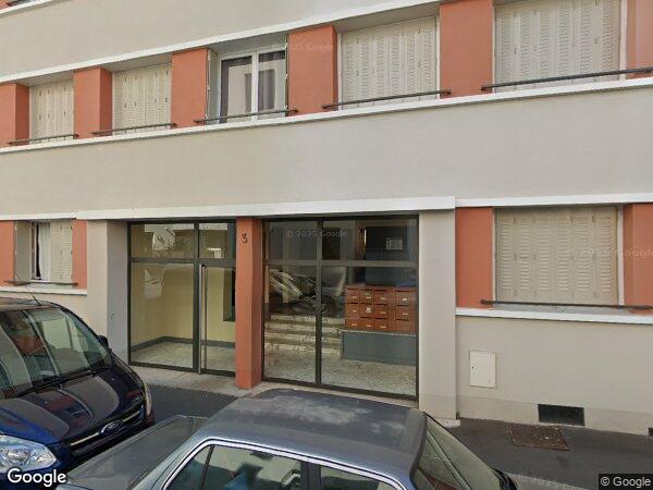 UN APPARTEMENT ET UNE CAVE