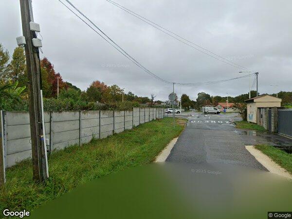 UNE MAISON D'HABITATION