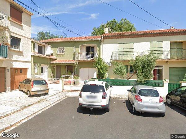 UN APPARTEMENT ET UN GARAGE