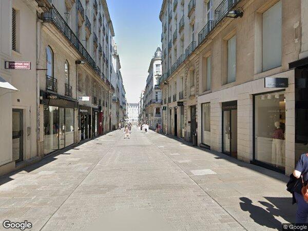 UN APPARTEMENT EN DUPLEX