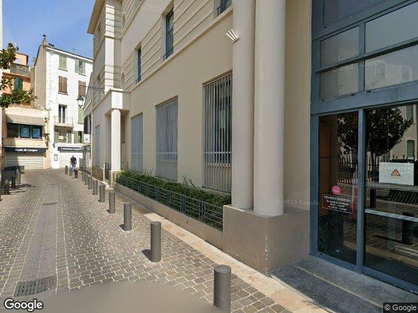 UNE MAISON A USAGE D’HABITATION