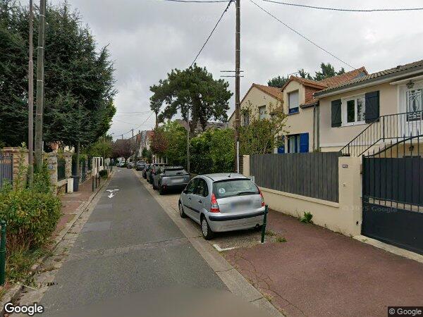 UNE MAISON D'HABITATION