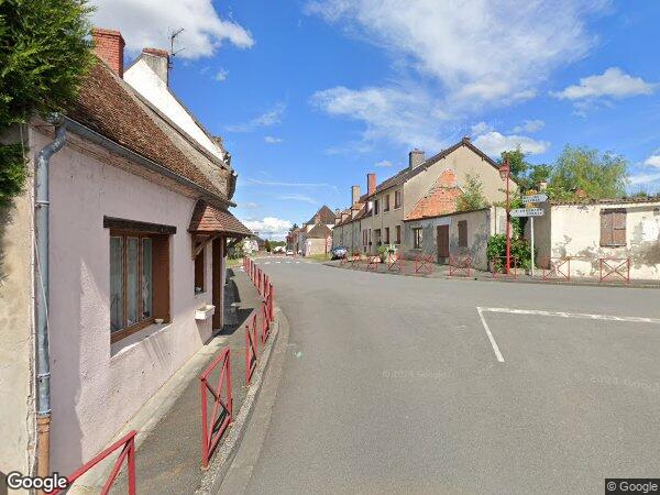 UNE MAISON À USAGE D'HABITATION