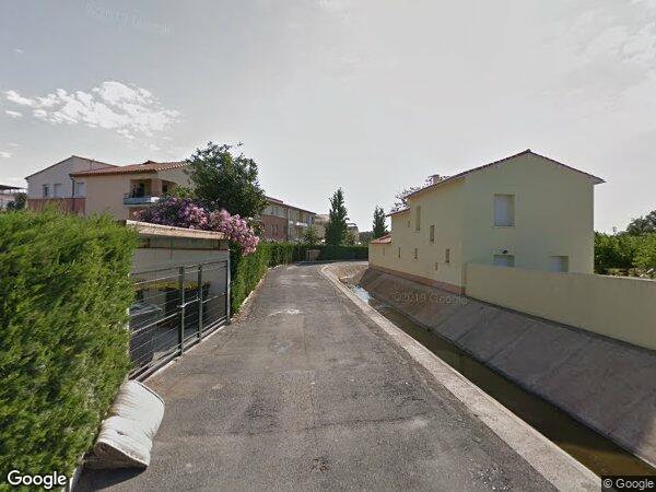 UN APPARTEMENT T4 ET DEUX PARKINGS