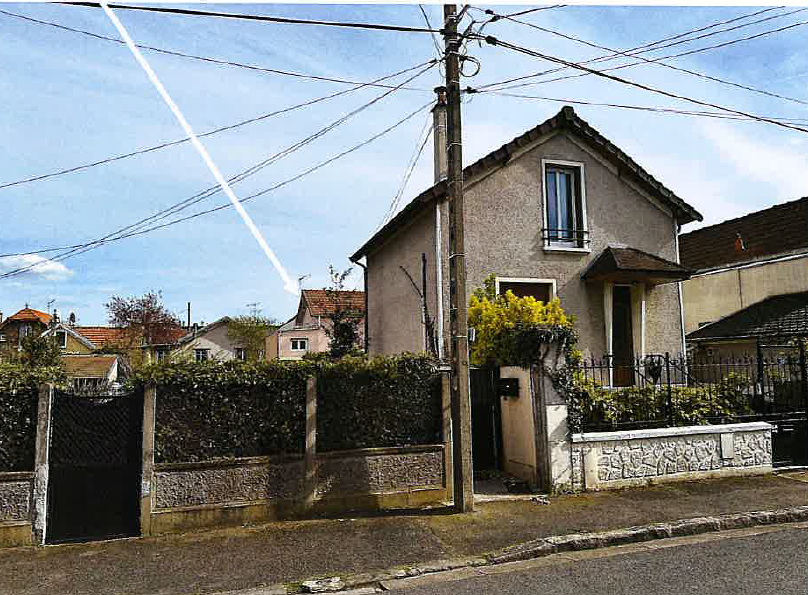  MAISON A USAGE D’HABITATION 