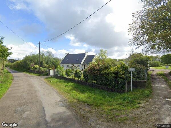UNE MAISON D'HABITATION