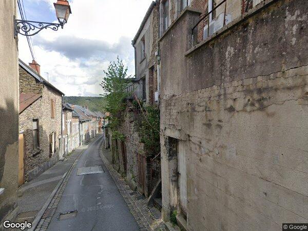 UNE MAISON D'HABITATION