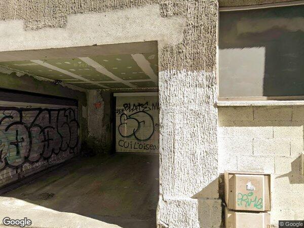 UNE PLACE DE PARKING