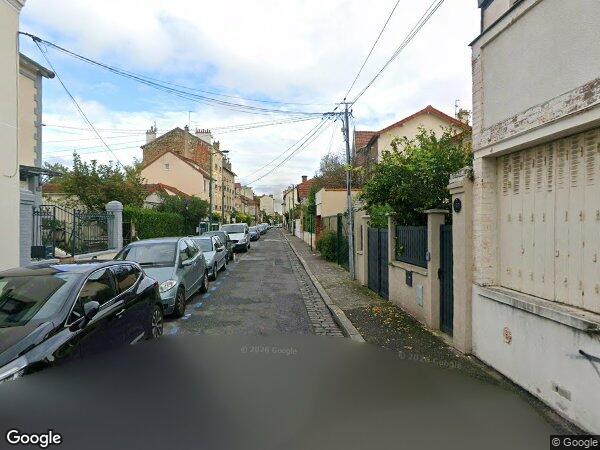 UNE MAISON D'HABITATION