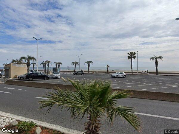 UN APPARTEMENT ET UN PARKING